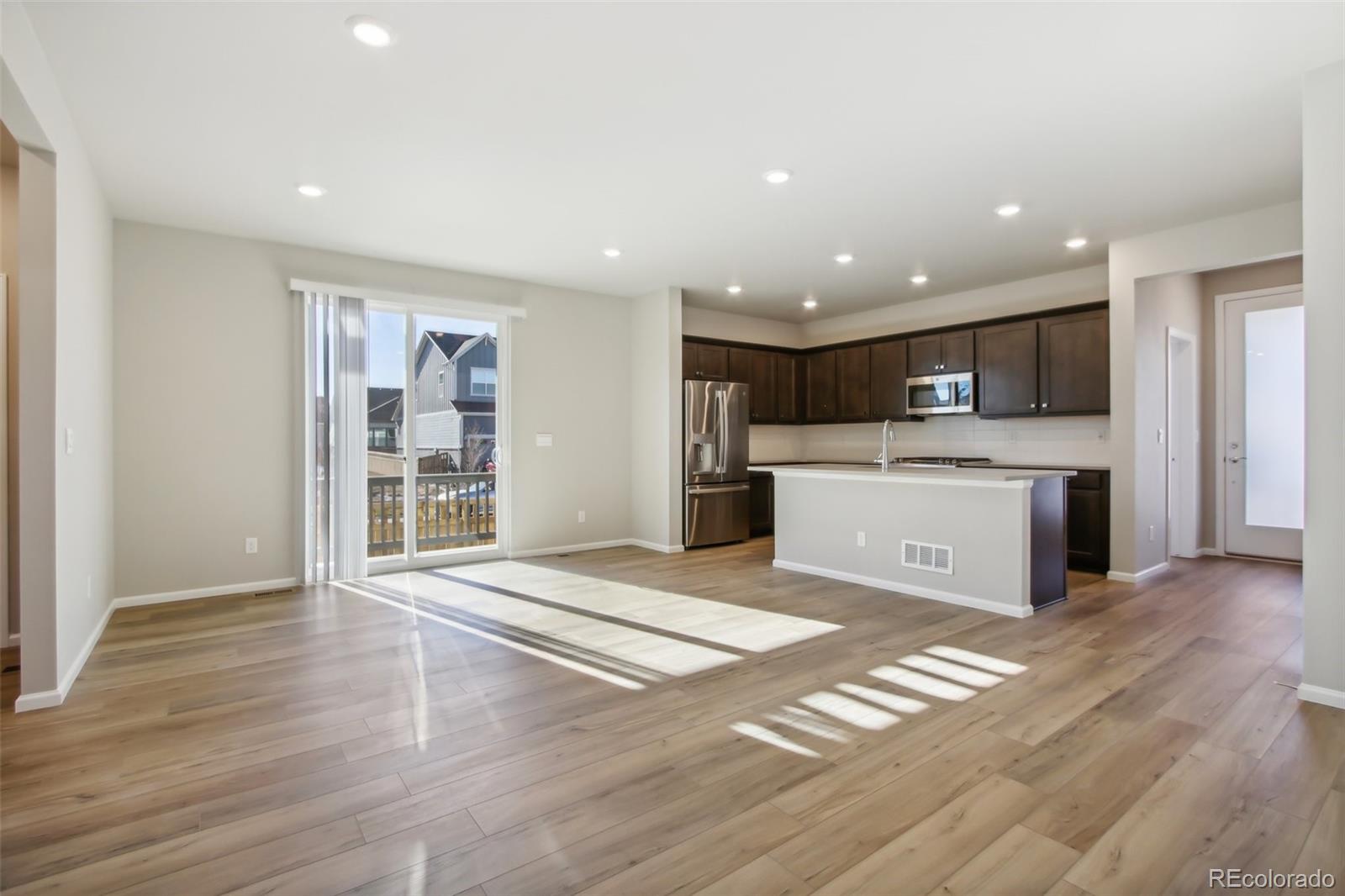 MLS Image #3 for 21185 e 62nd avenue,aurora, Colorado
