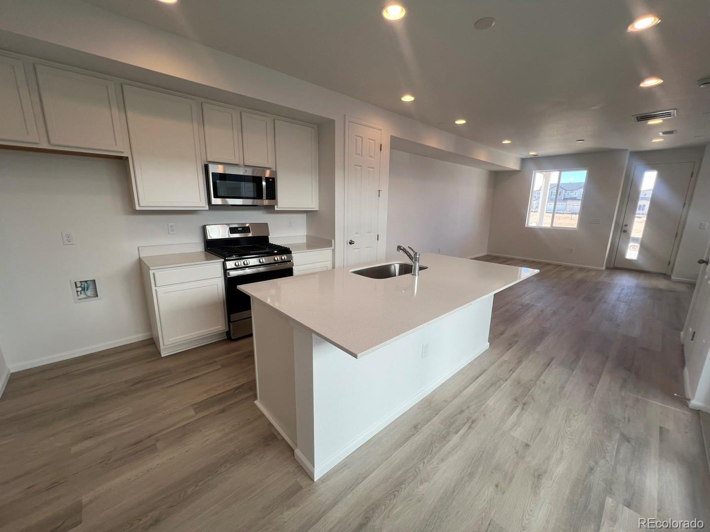 MLS Image #4 for 6598 n nepal court,aurora, Colorado