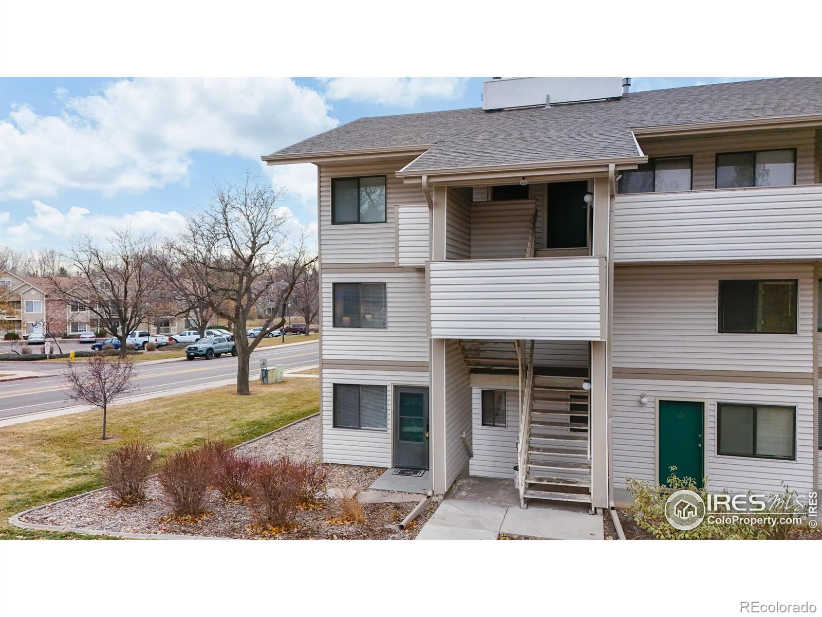 MLS Image #2 for 1705  heatheridge road,fort collins, Colorado