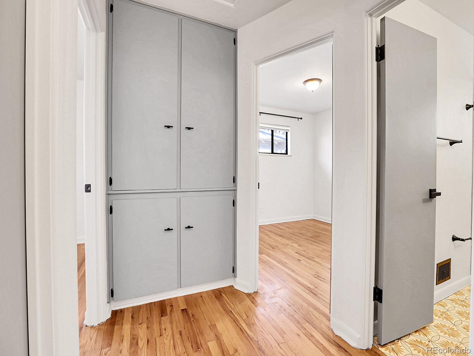 MLS Image #16 for 1130  locust street,denver, Colorado