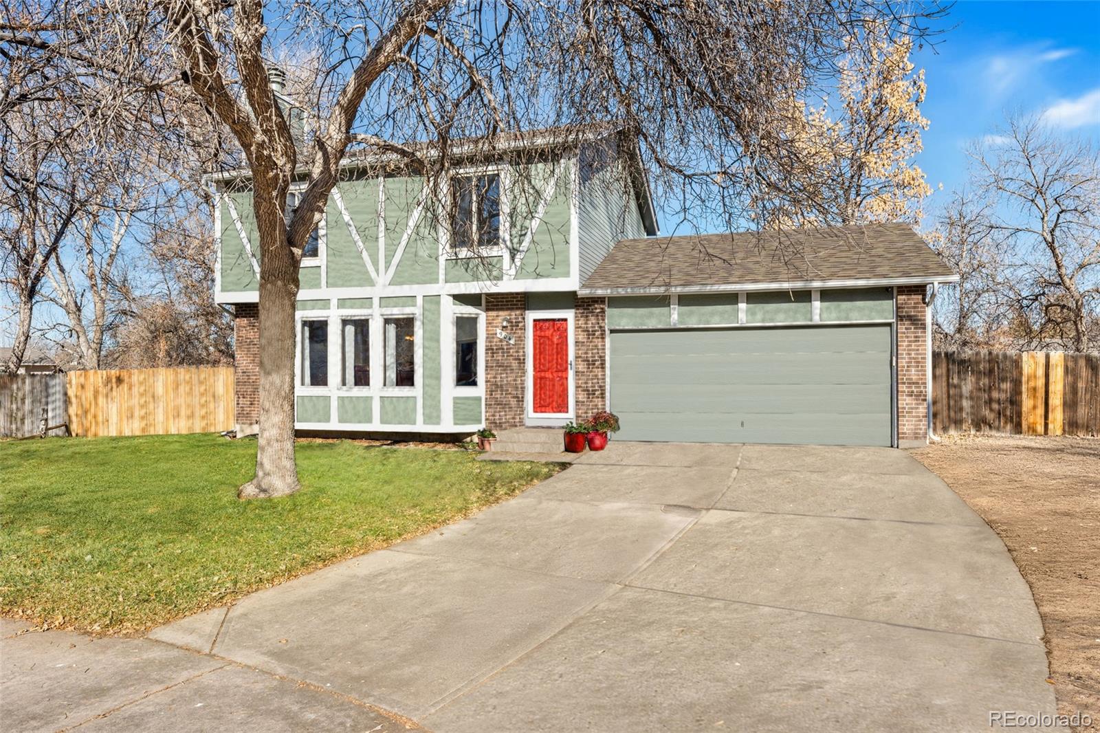 MLS Image #0 for 904 s oakland court,aurora, Colorado