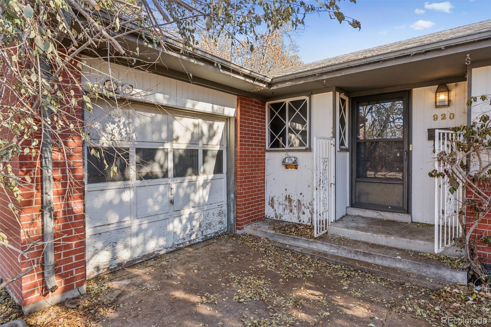 MLS Image #0 for 920 s hudson street,denver, Colorado