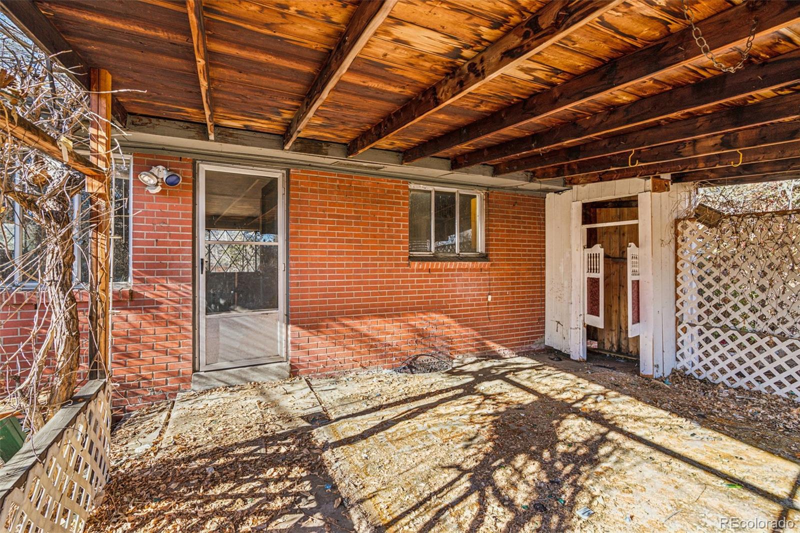 MLS Image #14 for 920 s hudson street,denver, Colorado