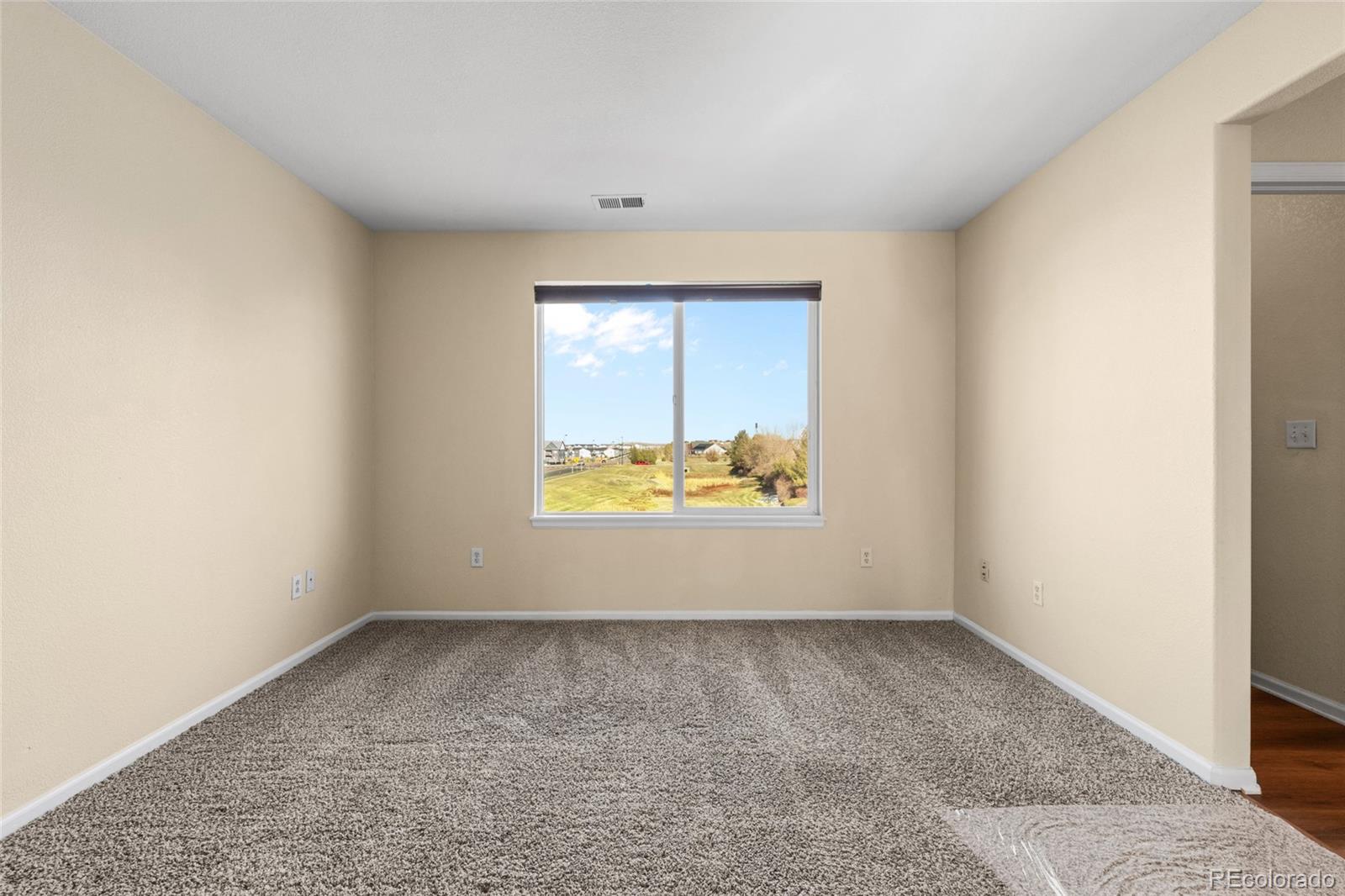 MLS Image #17 for 19317 e 59th avenue,aurora, Colorado