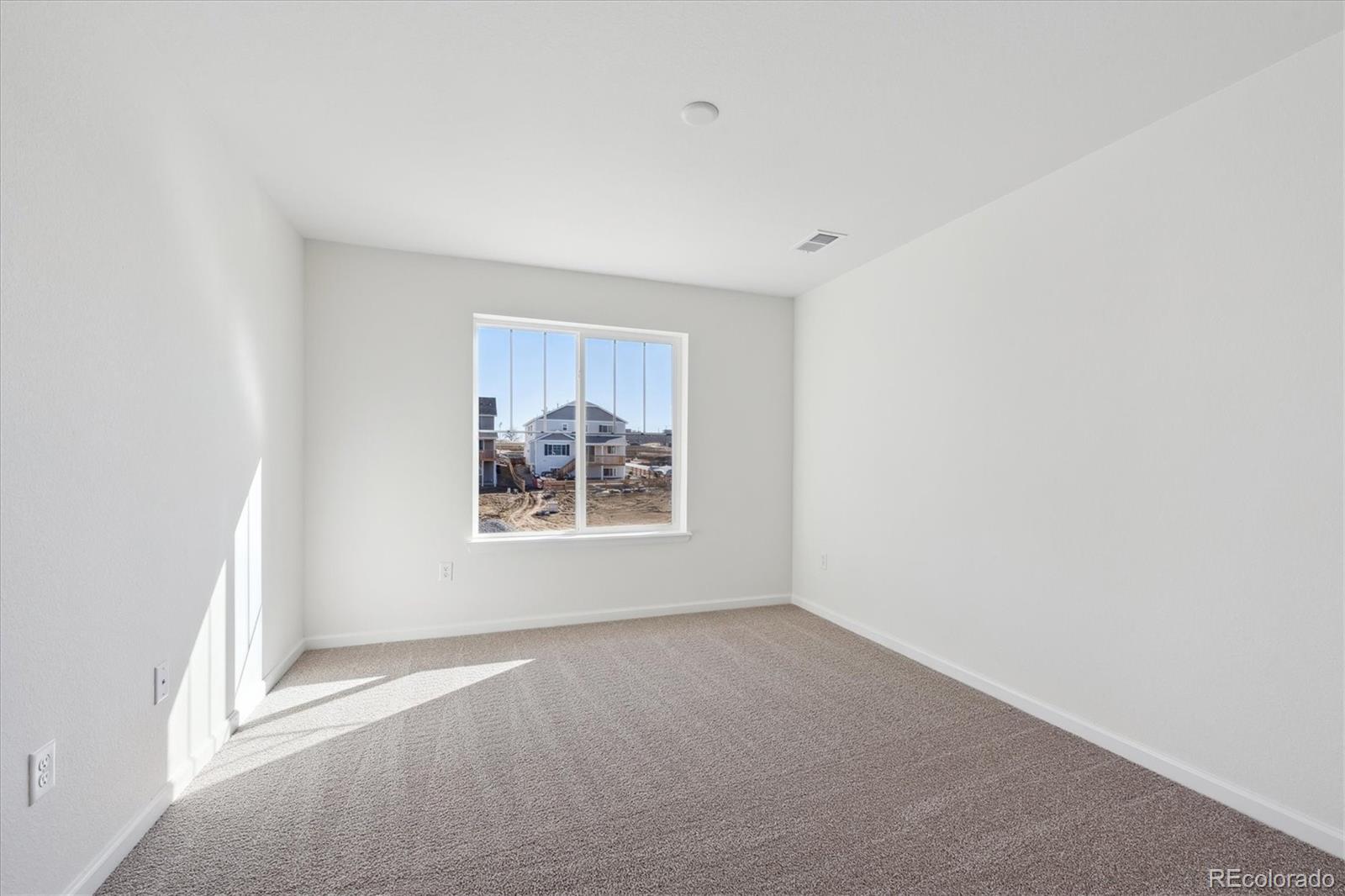 MLS Image #14 for 660  split rock drive,erie, Colorado