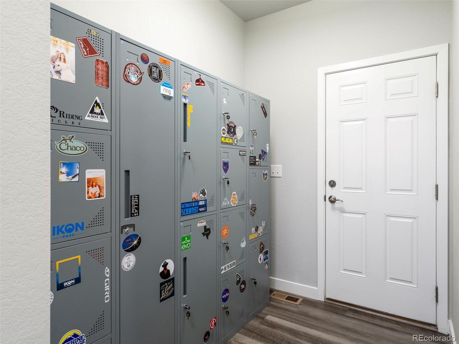 MLS Image #15 for 2360 s troy court,aurora, Colorado