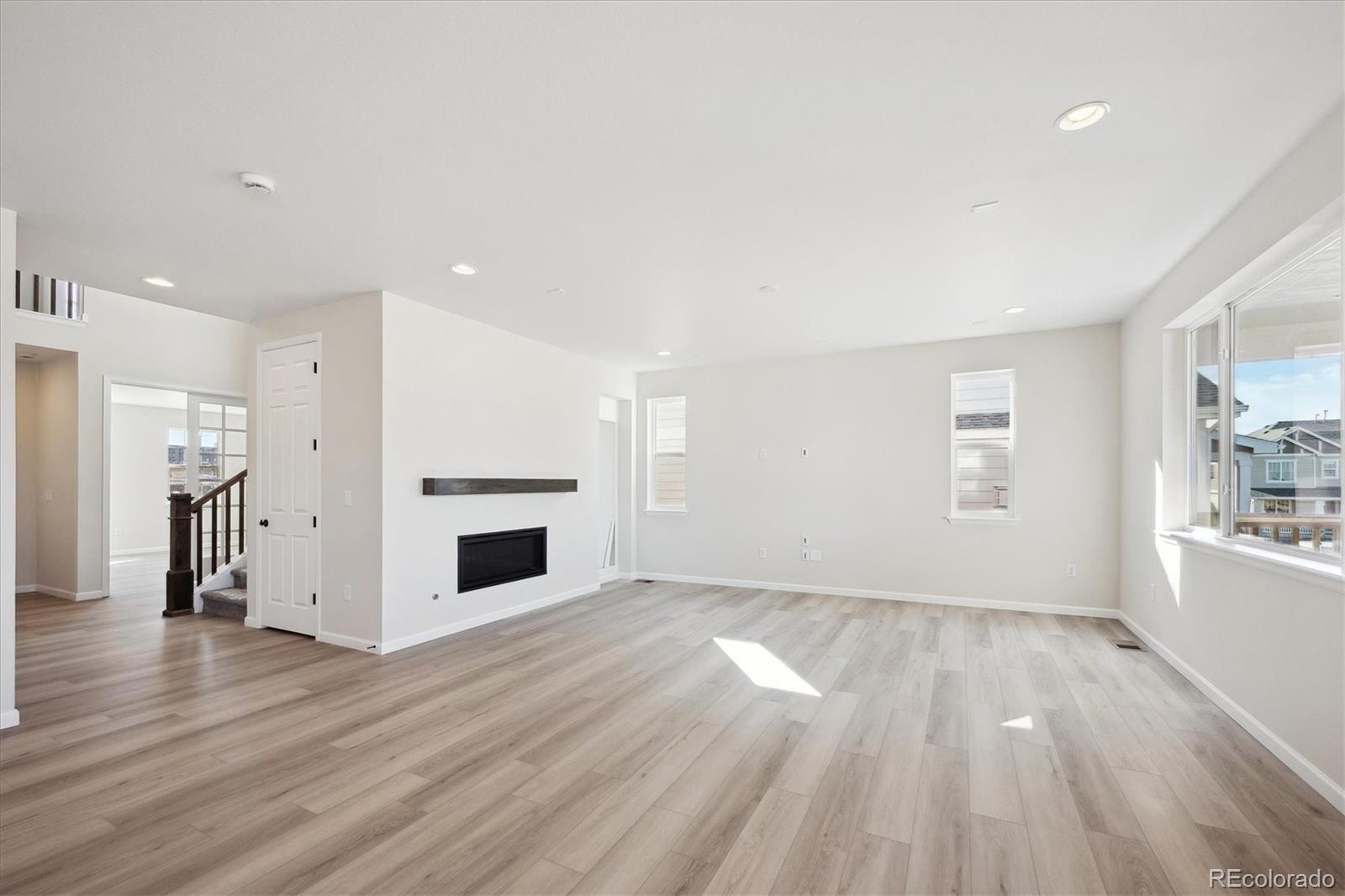 MLS Image #5 for 660  apex rise street,erie, Colorado