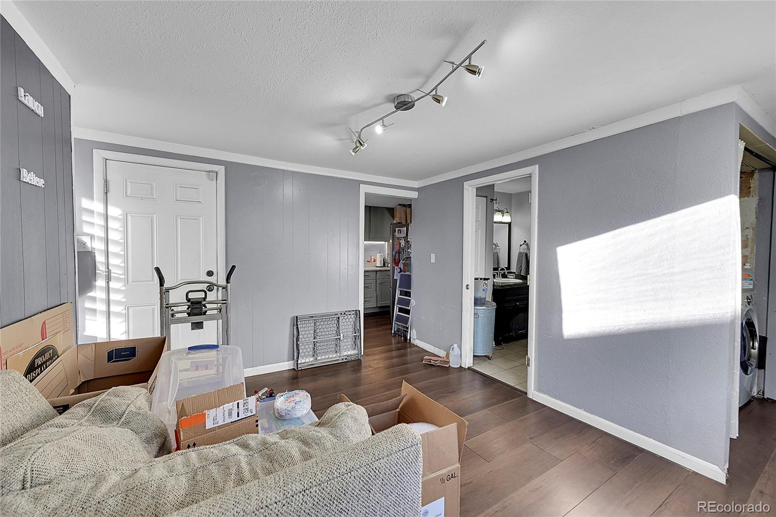 MLS Image #14 for 1373 s wolff street,denver, Colorado