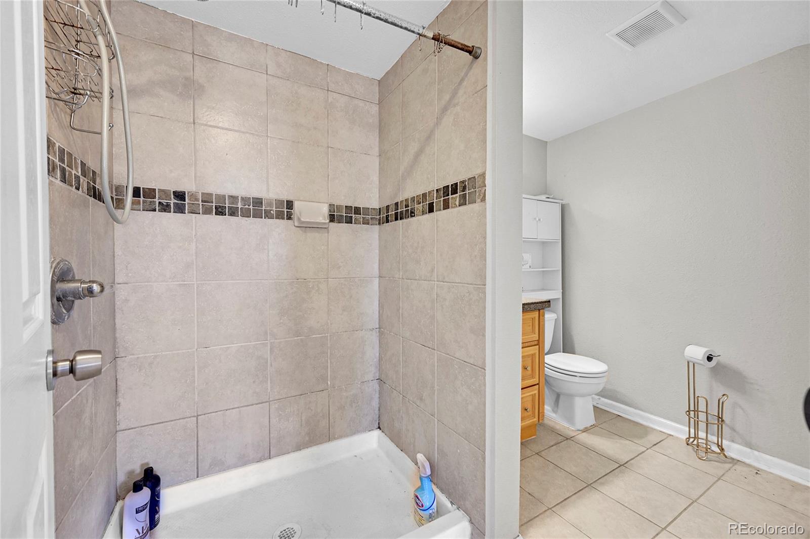 MLS Image #20 for 1373 s wolff street,denver, Colorado