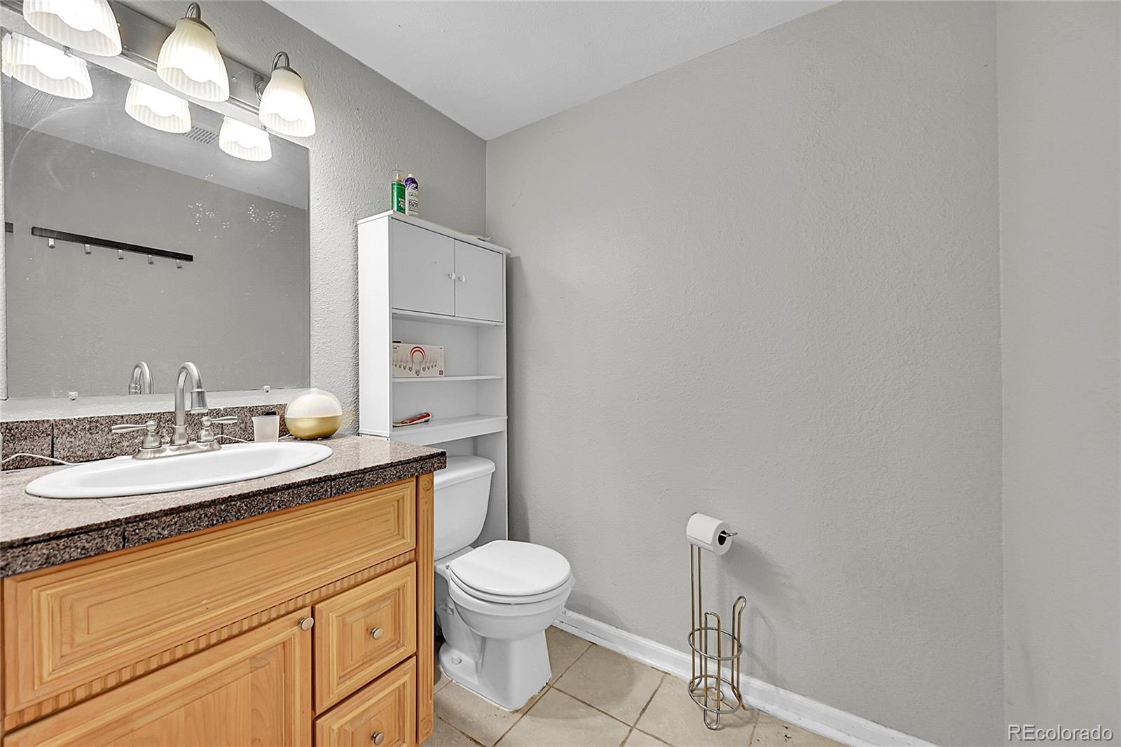 MLS Image #21 for 1373 s wolff street,denver, Colorado