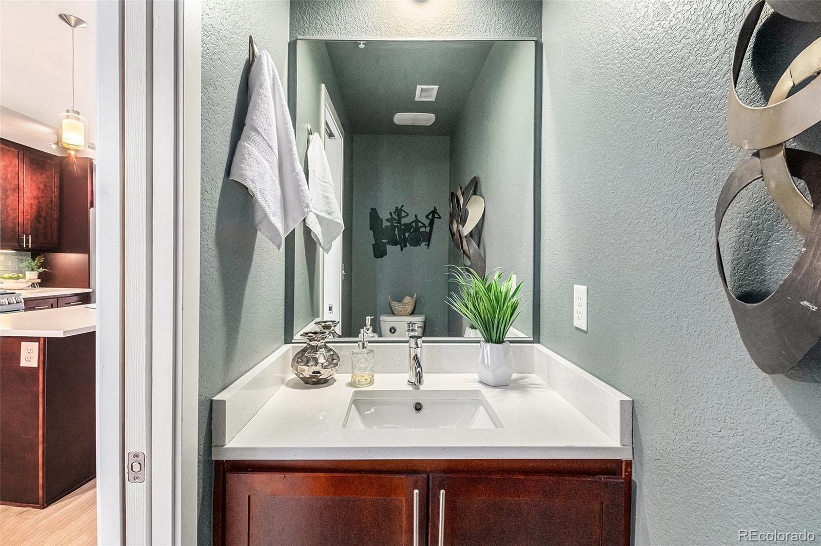 MLS Image #11 for 2438  welton street,denver, Colorado