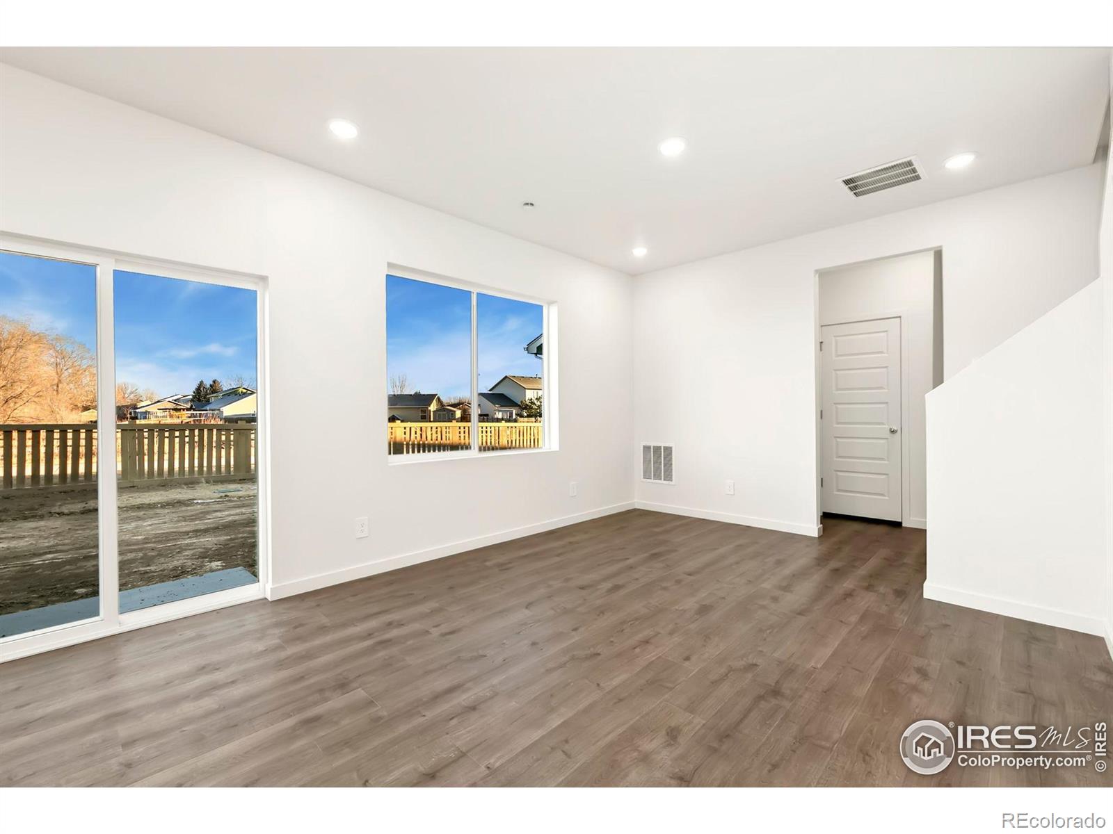 MLS Image #10 for 3232  buffalo grass lane,wellington, Colorado