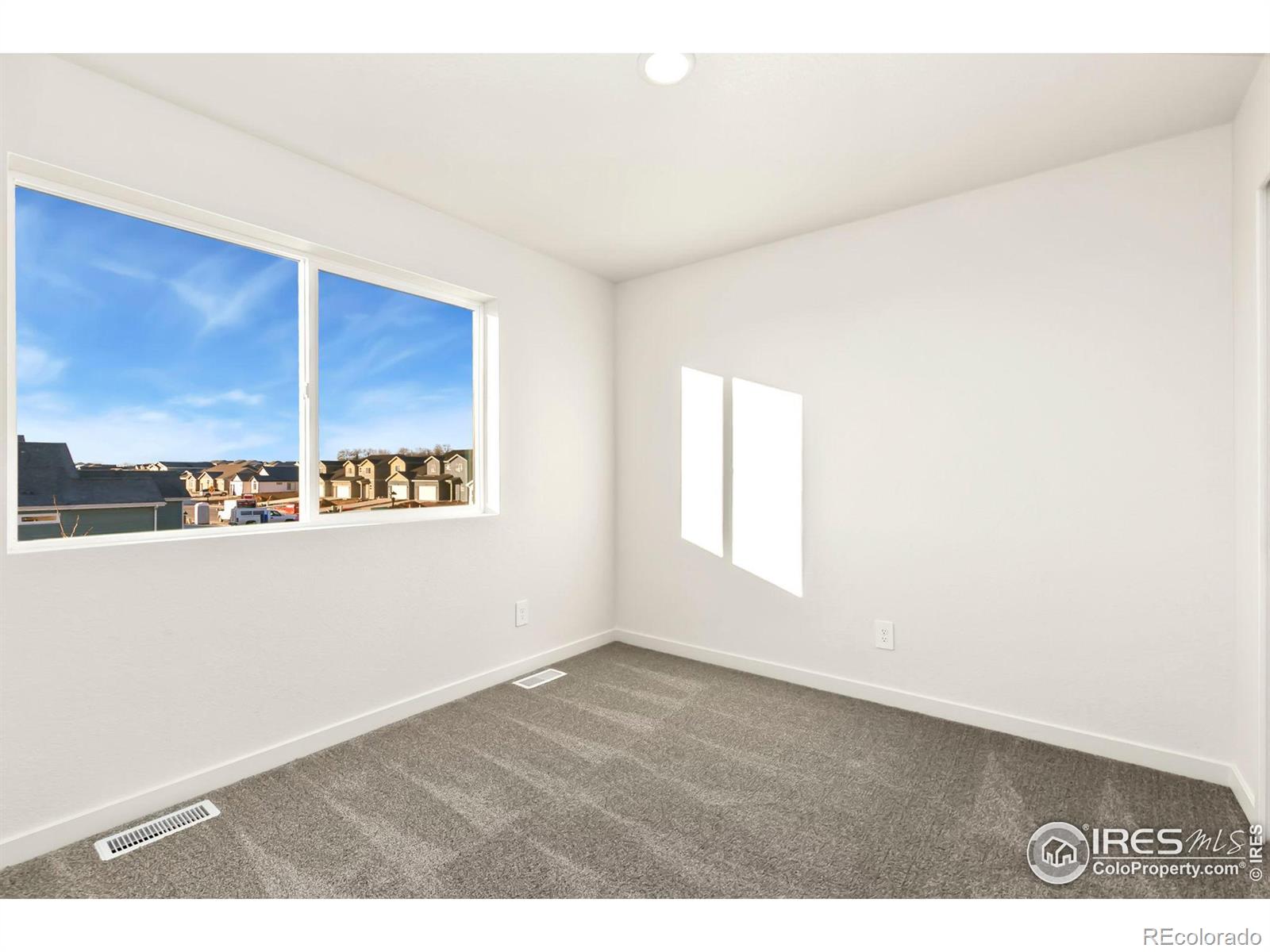 MLS Image #2 for 3232  buffalo grass lane,wellington, Colorado