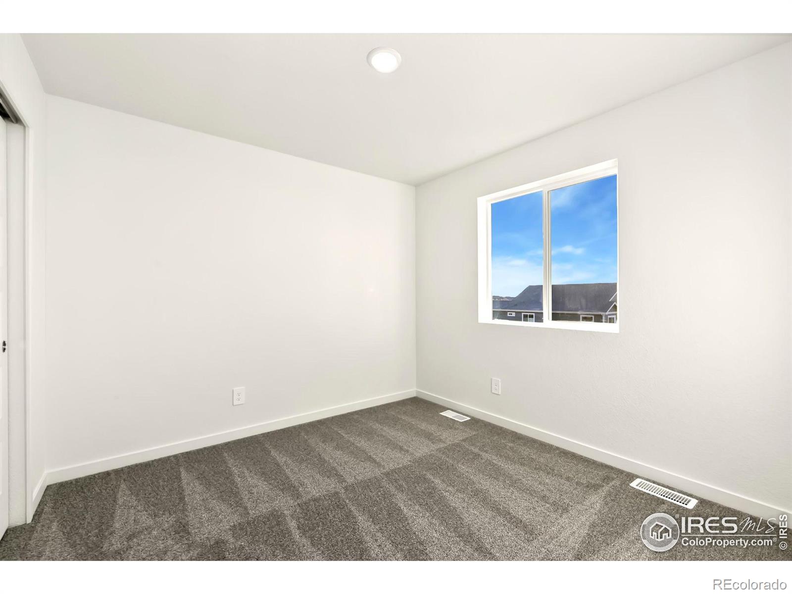 MLS Image #4 for 3232  buffalo grass lane,wellington, Colorado