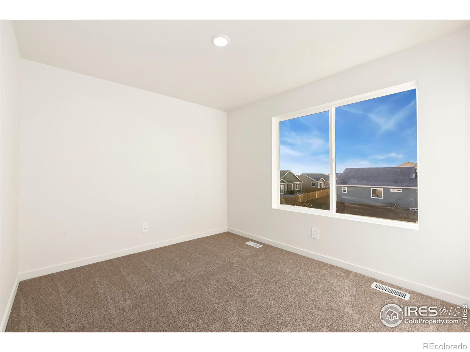 MLS Image #13 for 3218  buffalo grass lane,wellington, Colorado