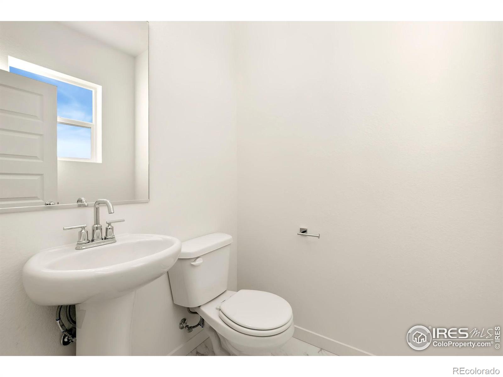 MLS Image #3 for 3218  buffalo grass lane,wellington, Colorado