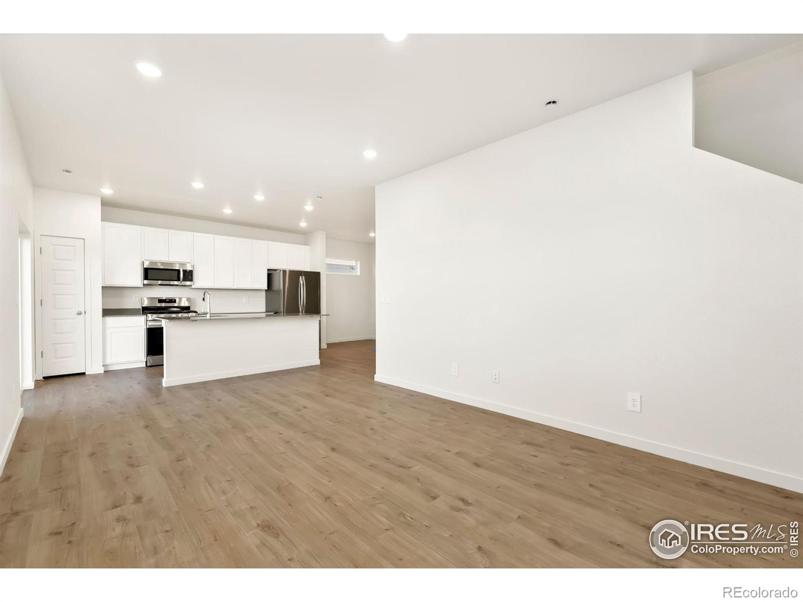 MLS Image #8 for 3218  buffalo grass lane,wellington, Colorado