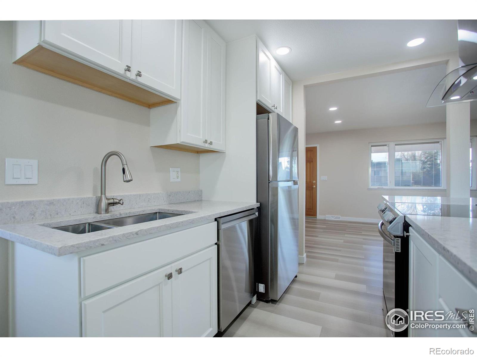 MLS Image #12 for 449  douglas drive,denver, Colorado