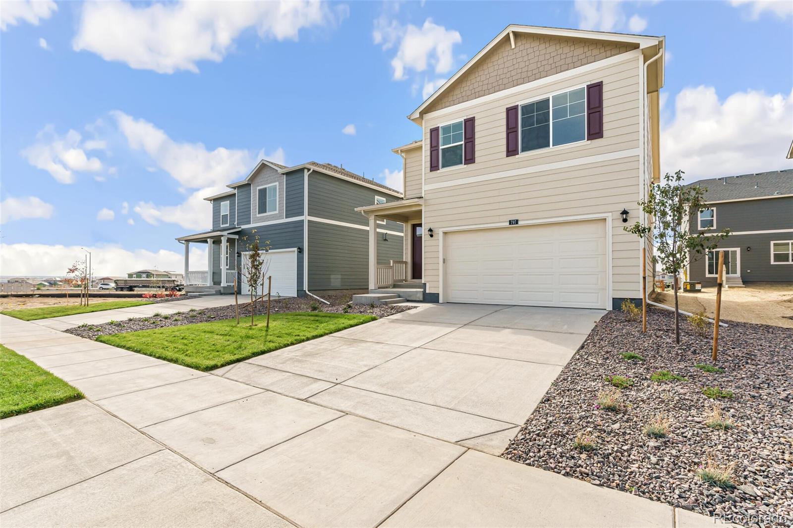 MLS Image #2 for 849  crest street,lochbuie, Colorado