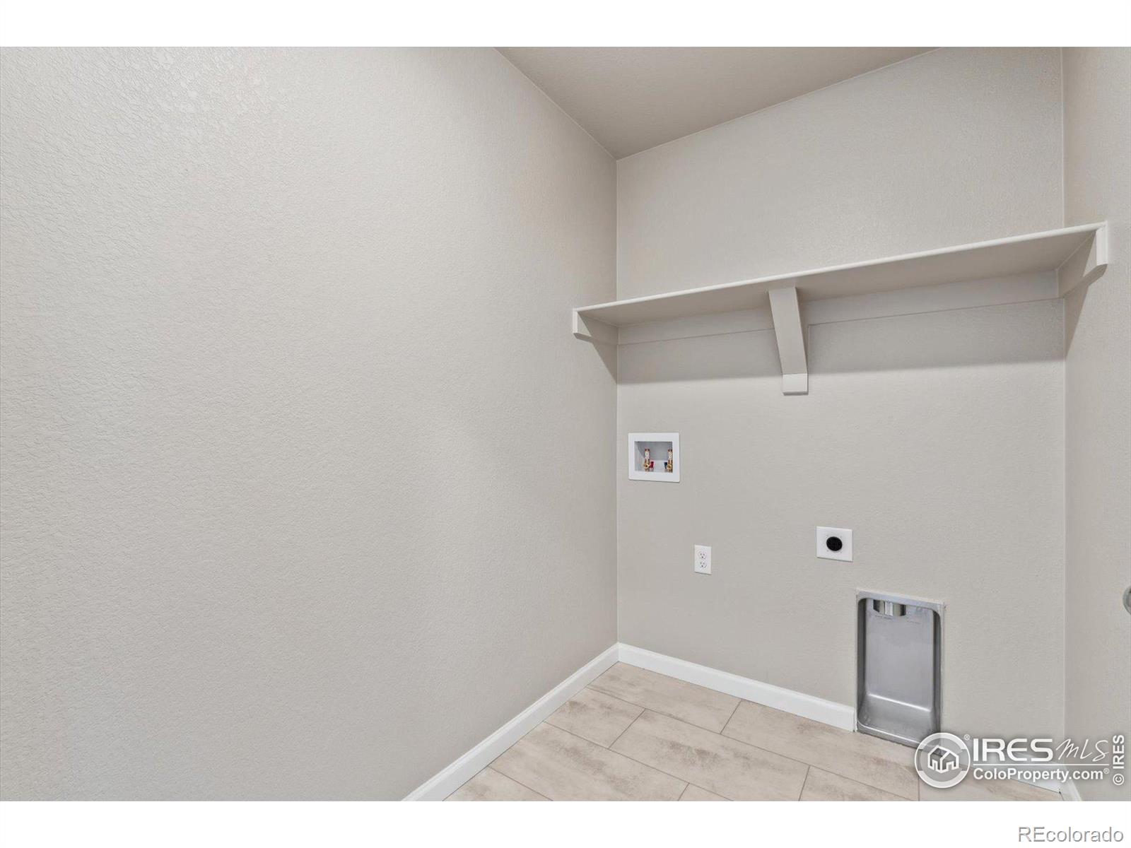 MLS Image #17 for 302  scaup lane,johnstown, Colorado