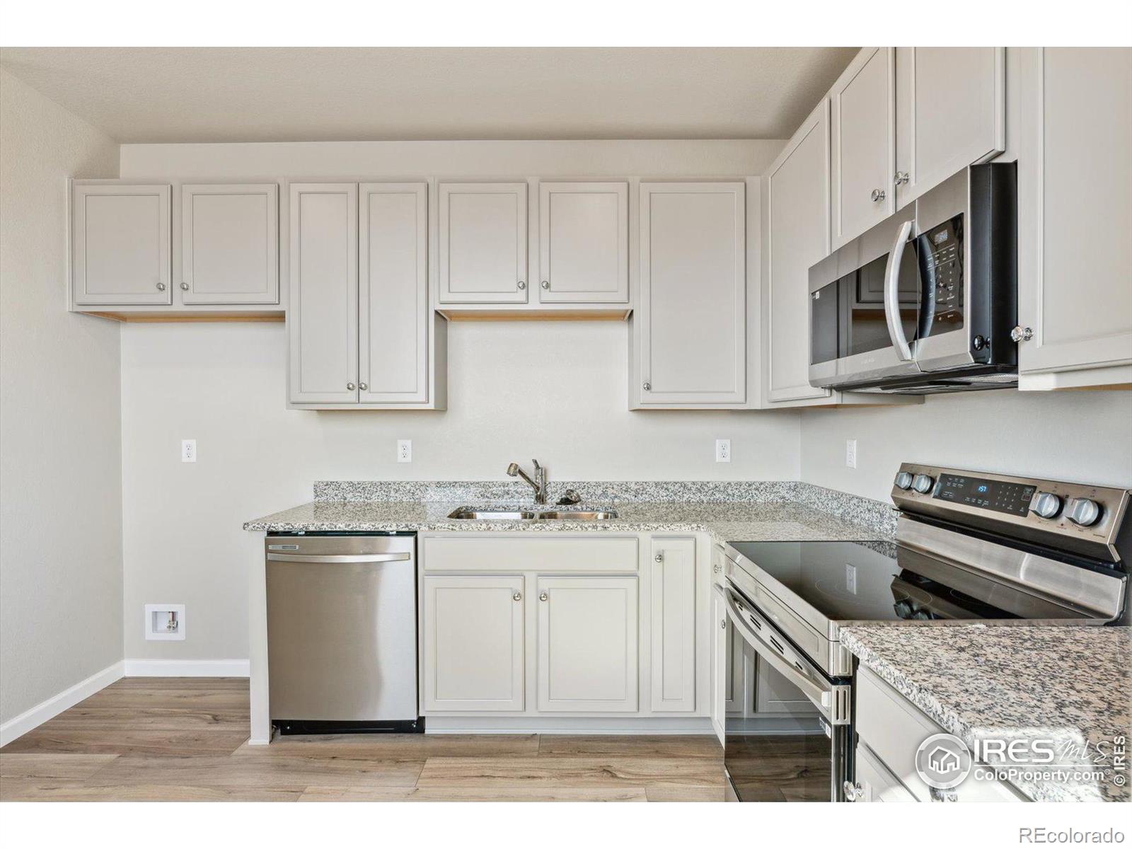MLS Image #2 for 302  scaup lane,johnstown, Colorado