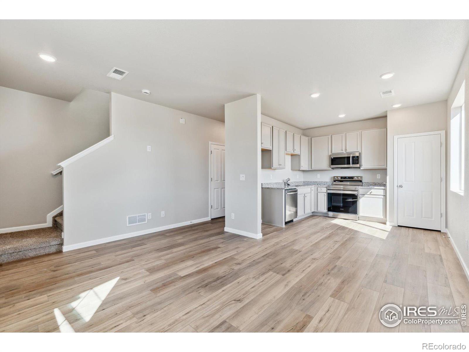 MLS Image #7 for 302  scaup lane,johnstown, Colorado