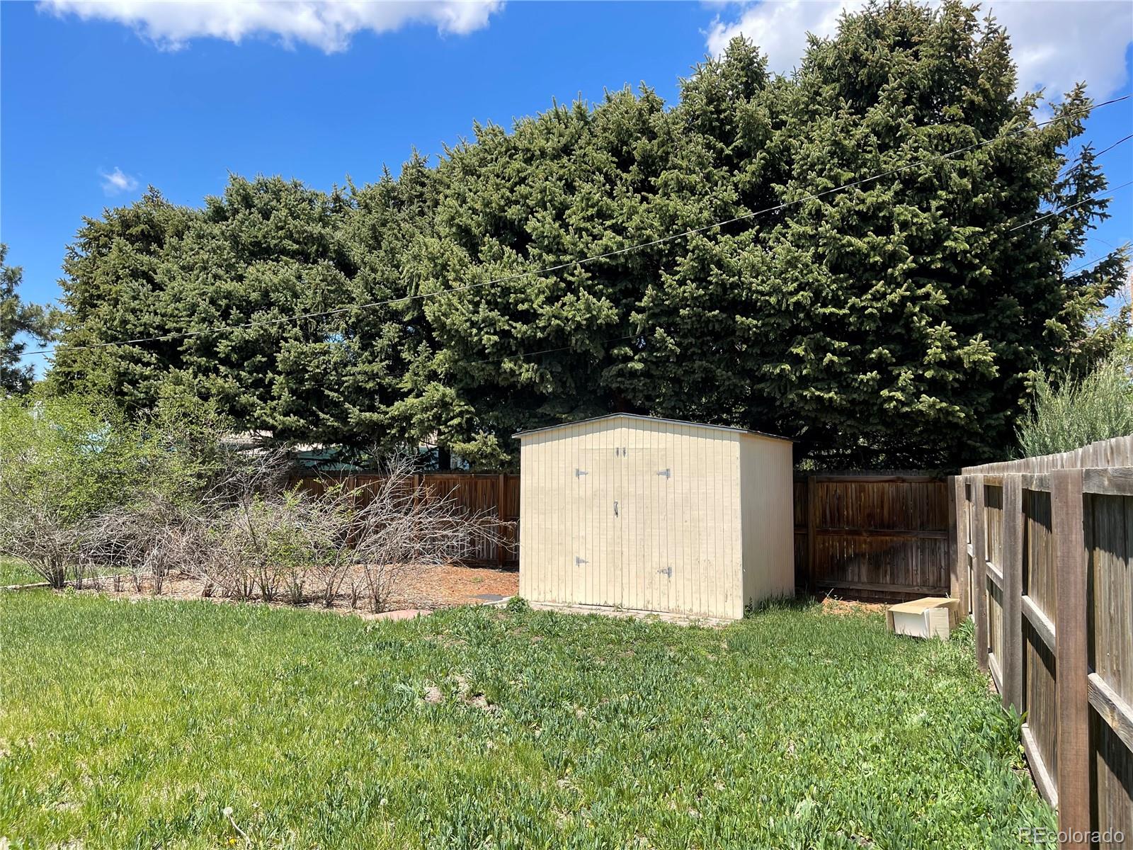 MLS Image #26 for 3062 s florence court,denver, Colorado