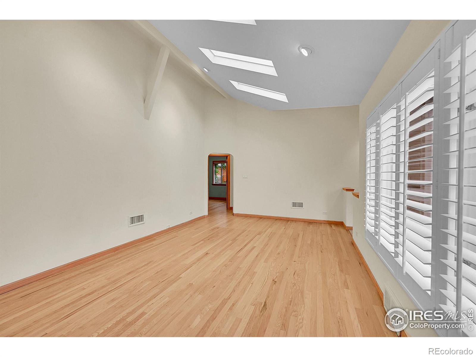 MLS Image #9 for 321  glencoe street,denver, Colorado