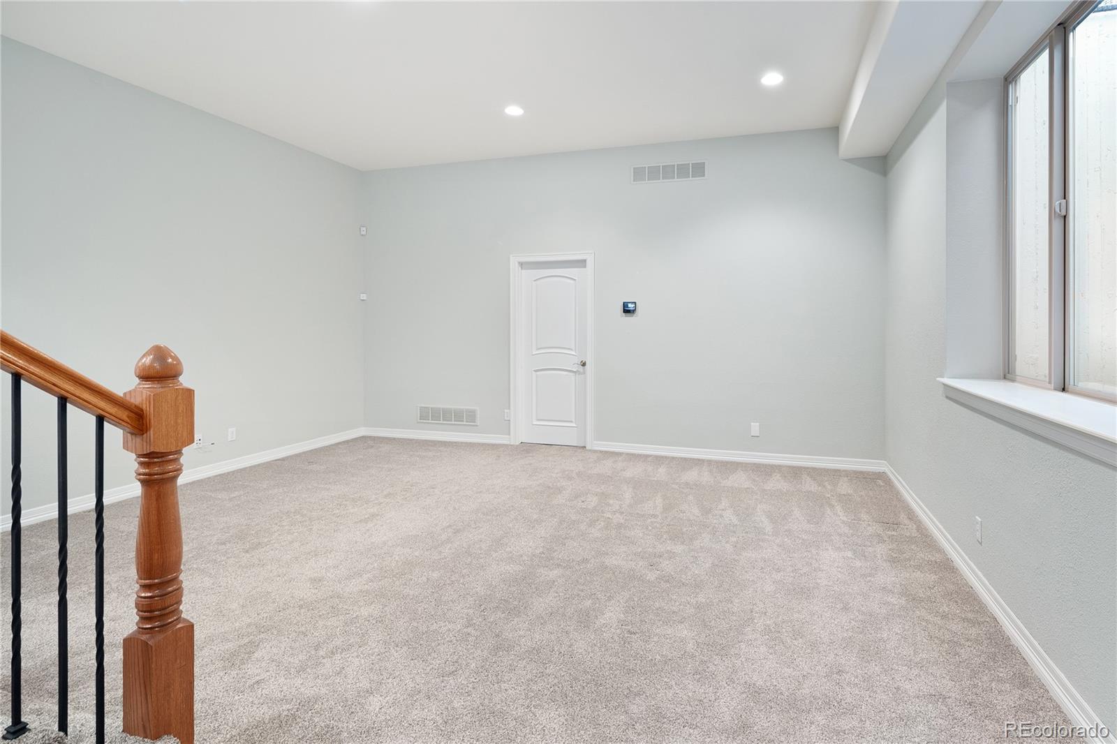 MLS Image #34 for 9715 e 33rd avenue,denver, Colorado