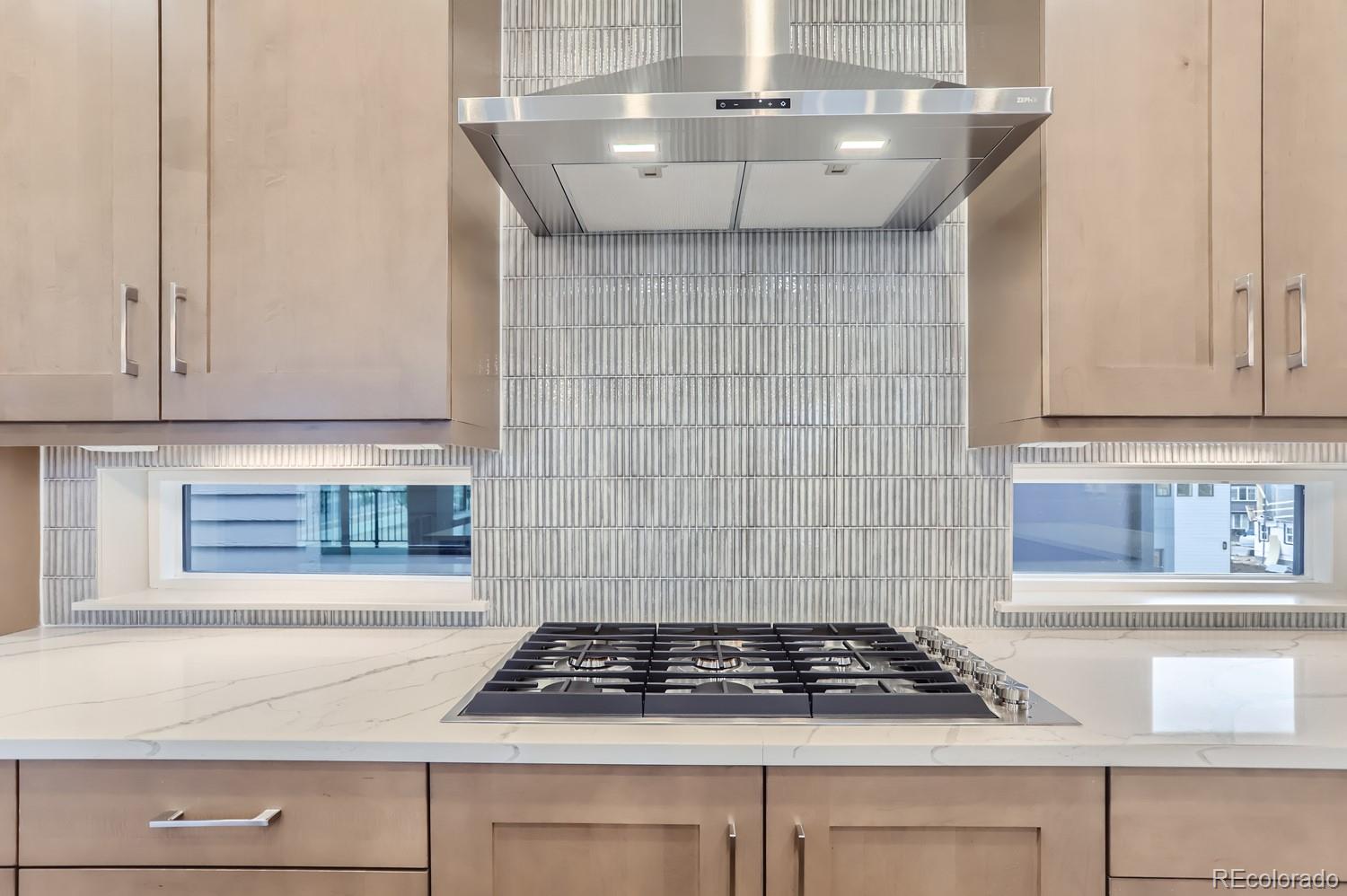 MLS Image #25 for 1765  peak loop,broomfield, Colorado