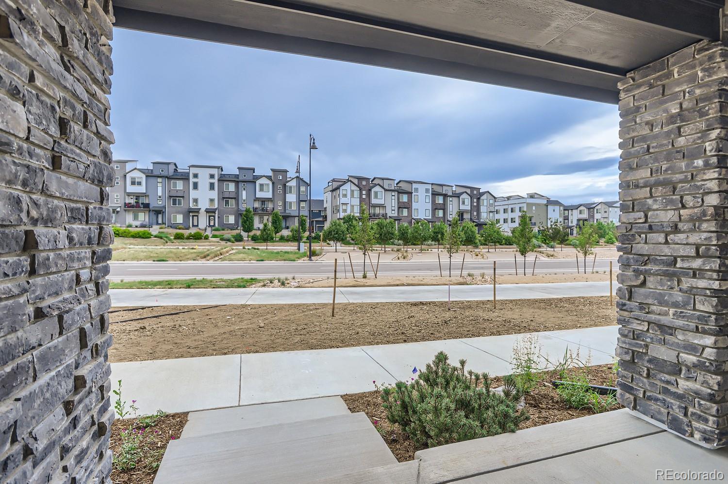 MLS Image #41 for 1765  peak loop,broomfield, Colorado
