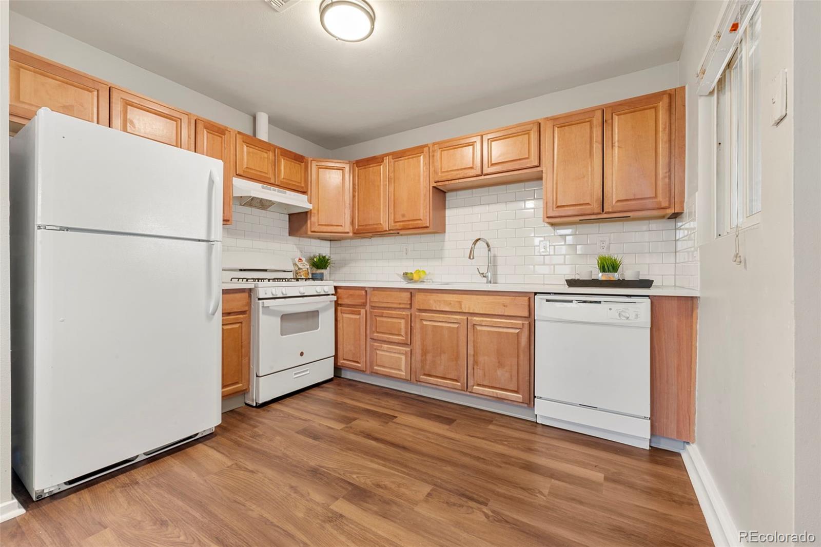 MLS Image #9 for 1072  worchester street,aurora, Colorado