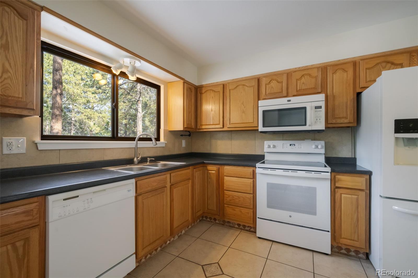 MLS Image #11 for 720  arapahoe drive,monument, Colorado