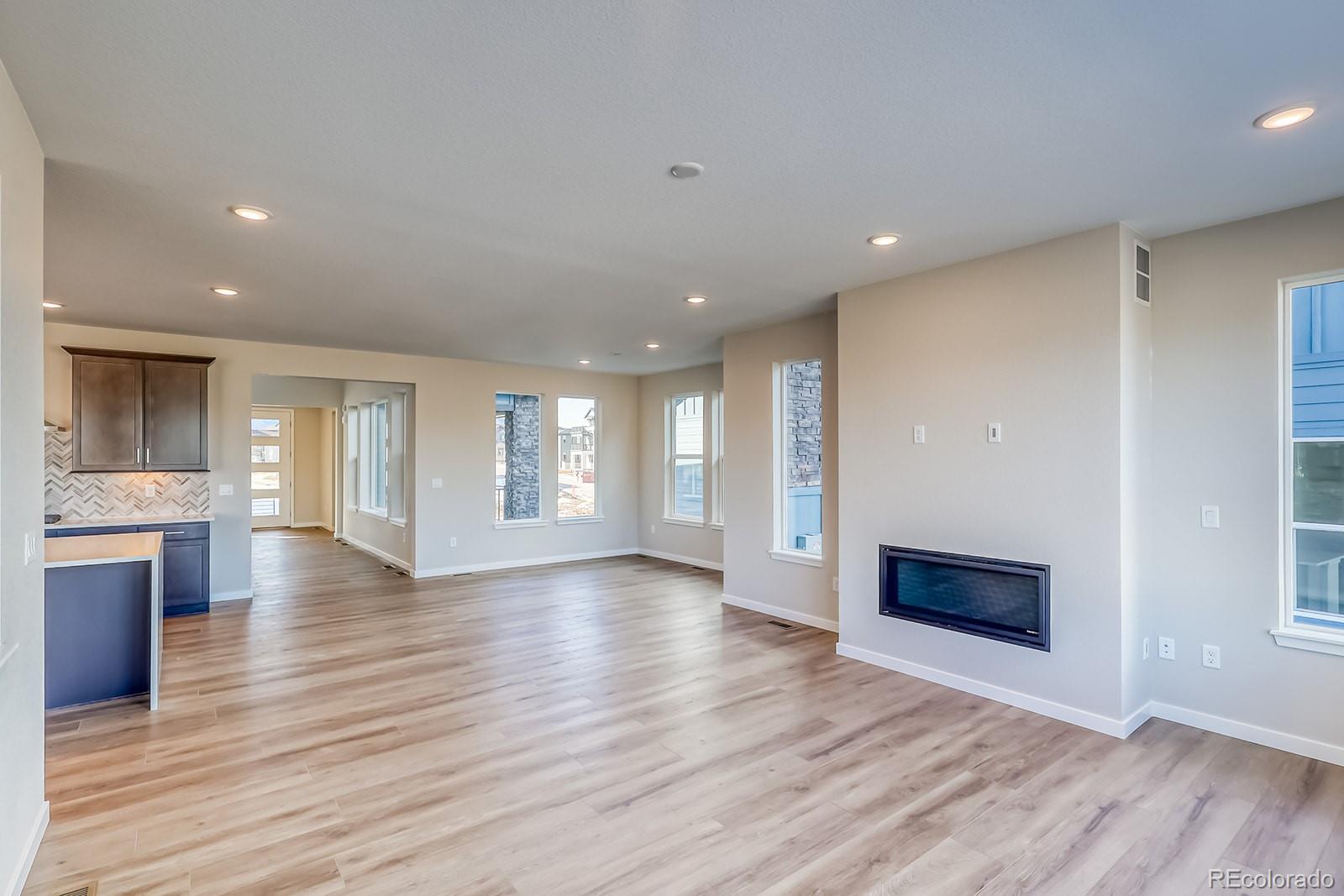 MLS Image #7 for 8596  hotchkiss street,littleton, Colorado