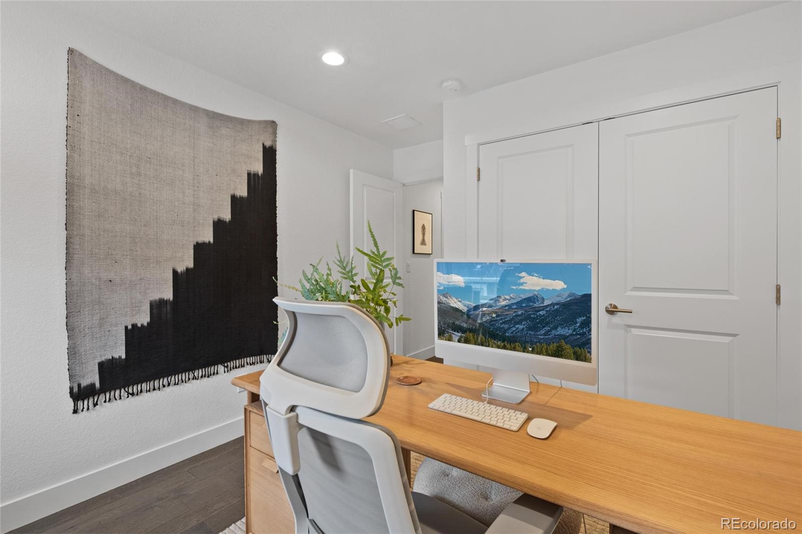 MLS Image #18 for 745  robert street,longmont, Colorado