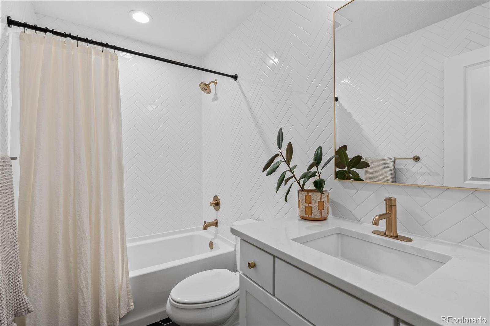 MLS Image #28 for 745  robert street,longmont, Colorado