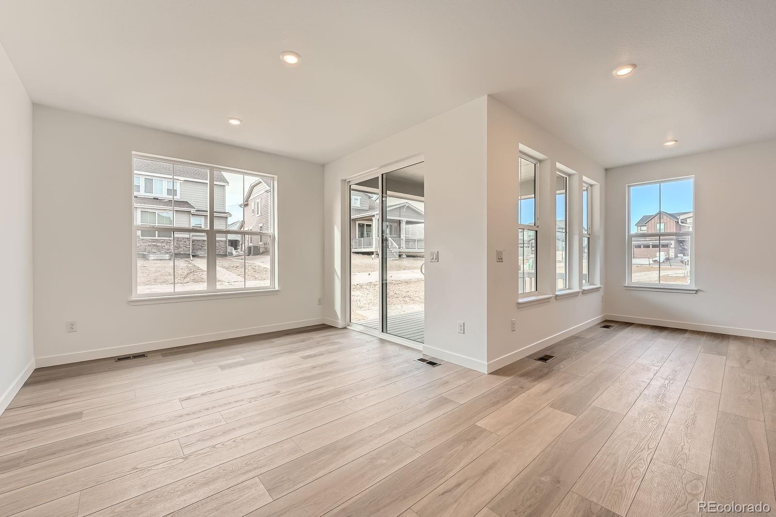 MLS Image #5 for 24732 e atlantic drive,aurora, Colorado