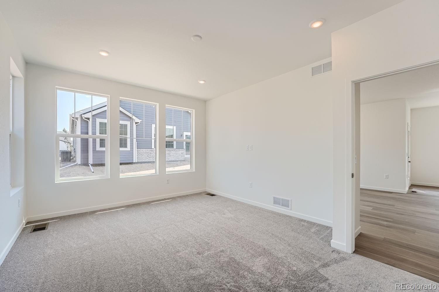 MLS Image #5 for 5128 n quemoy street,aurora, Colorado