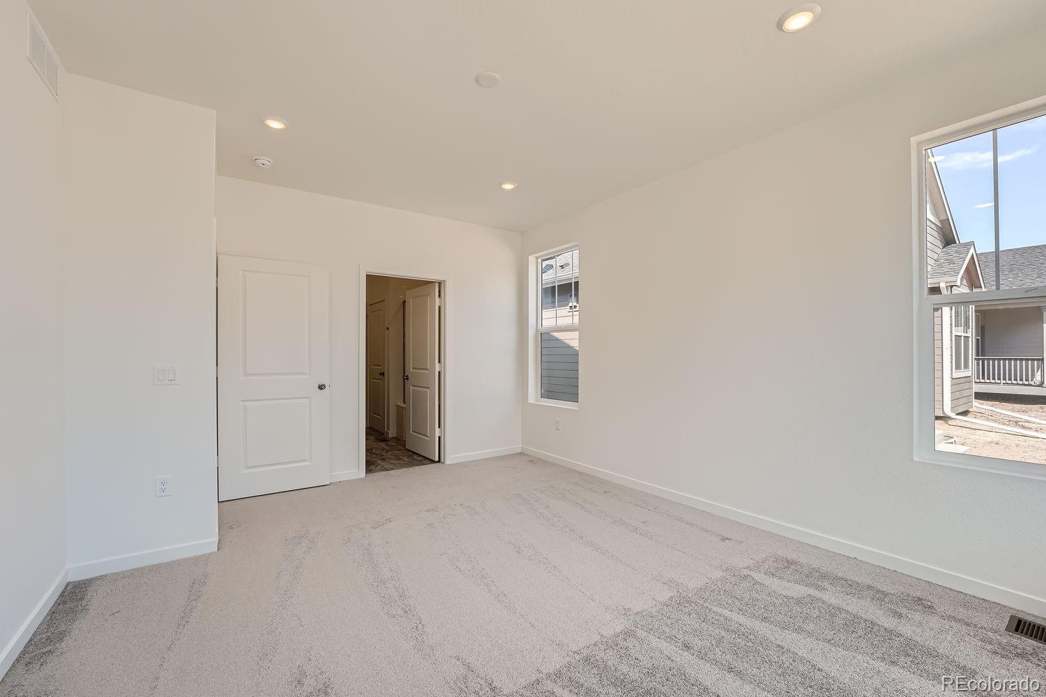 MLS Image #6 for 5128 n quemoy street,aurora, Colorado