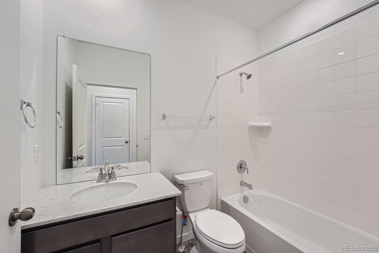 MLS Image #9 for 5128 n quemoy street,aurora, Colorado