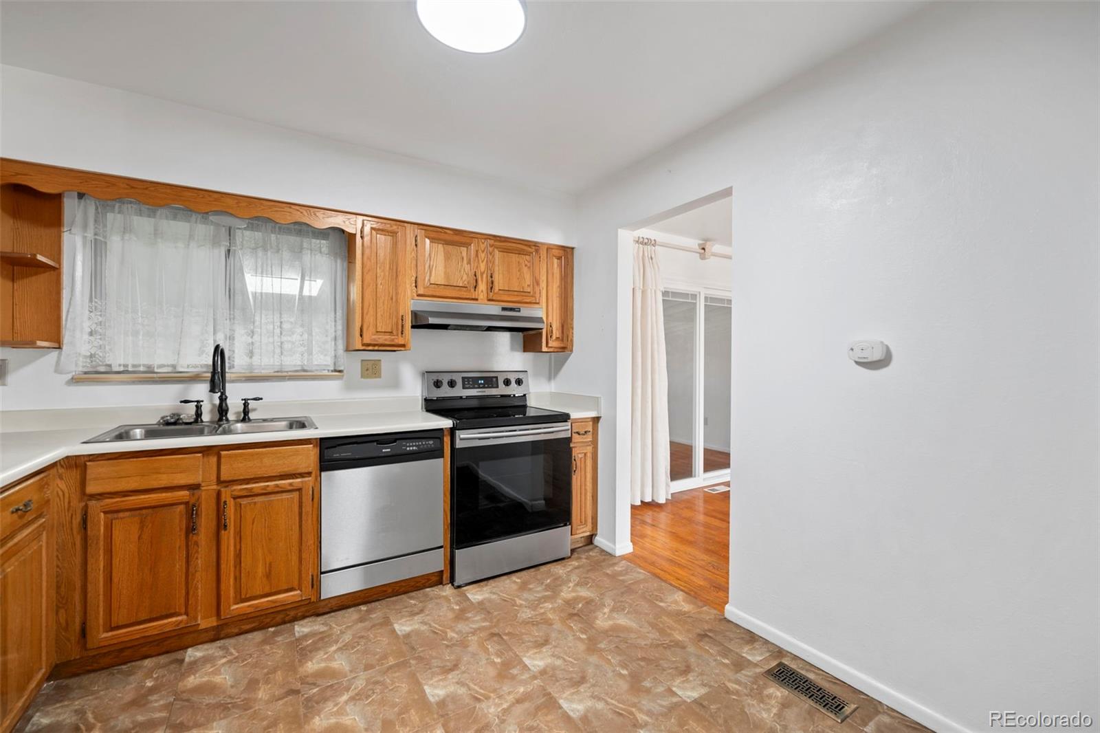 MLS Image #5 for 426  harvard street,colorado springs, Colorado