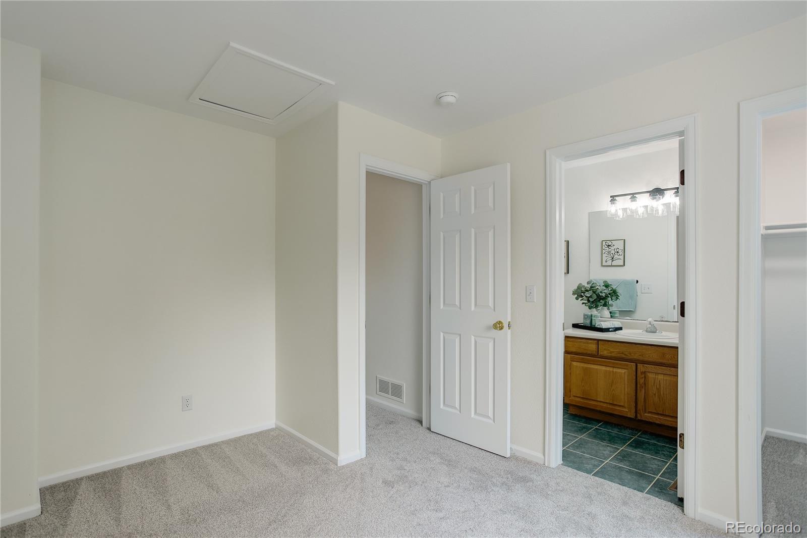 MLS Image #24 for 4504 s cimmarron circle,aurora, Colorado