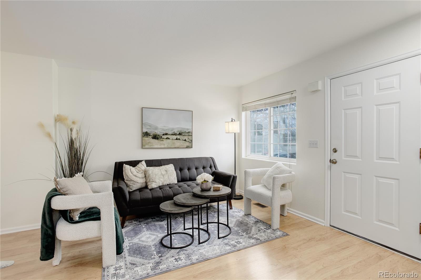 MLS Image #4 for 4504 s cimmarron circle,aurora, Colorado