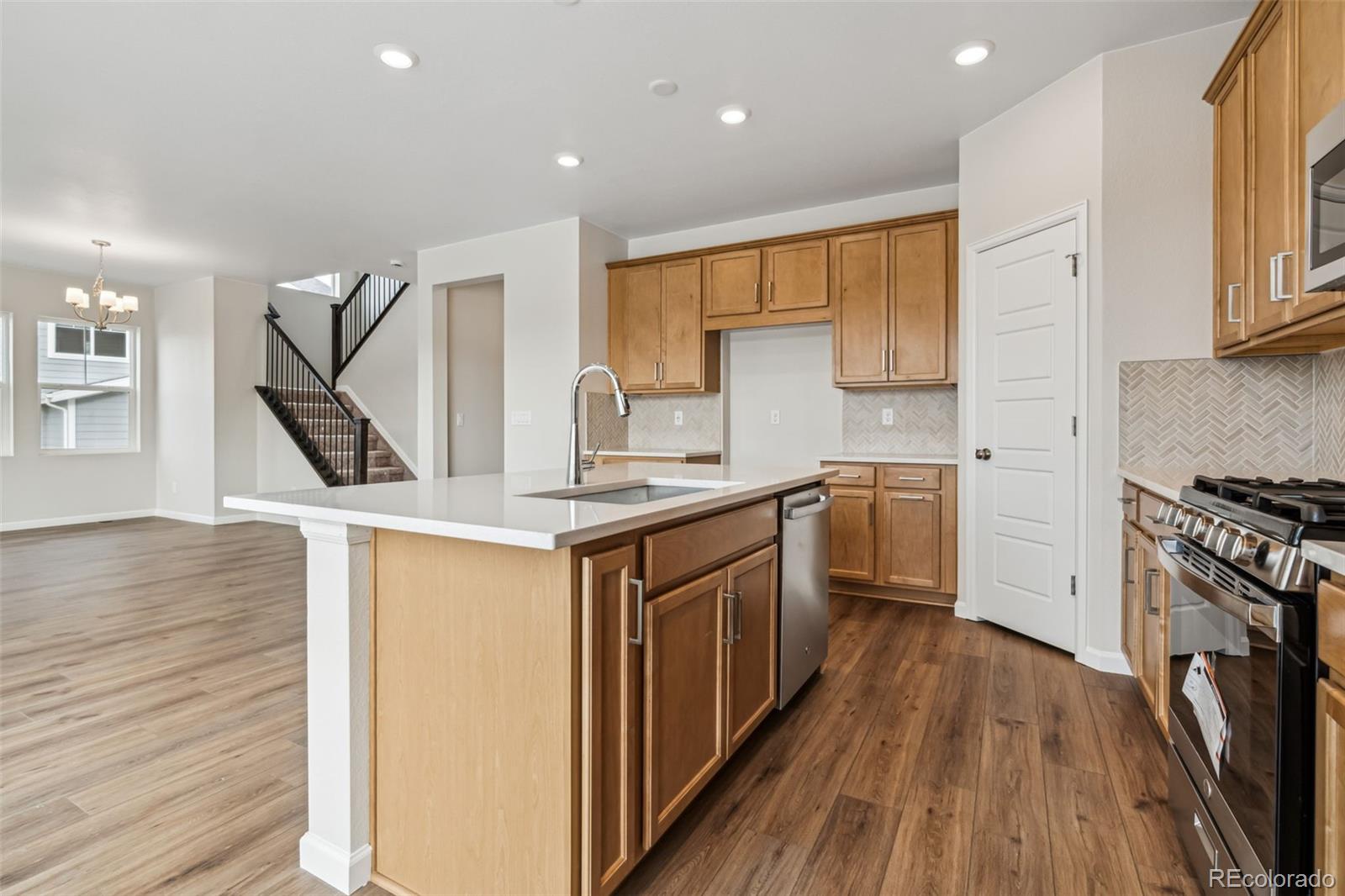 MLS Image #5 for 39731  congress lane,elizabeth, Colorado
