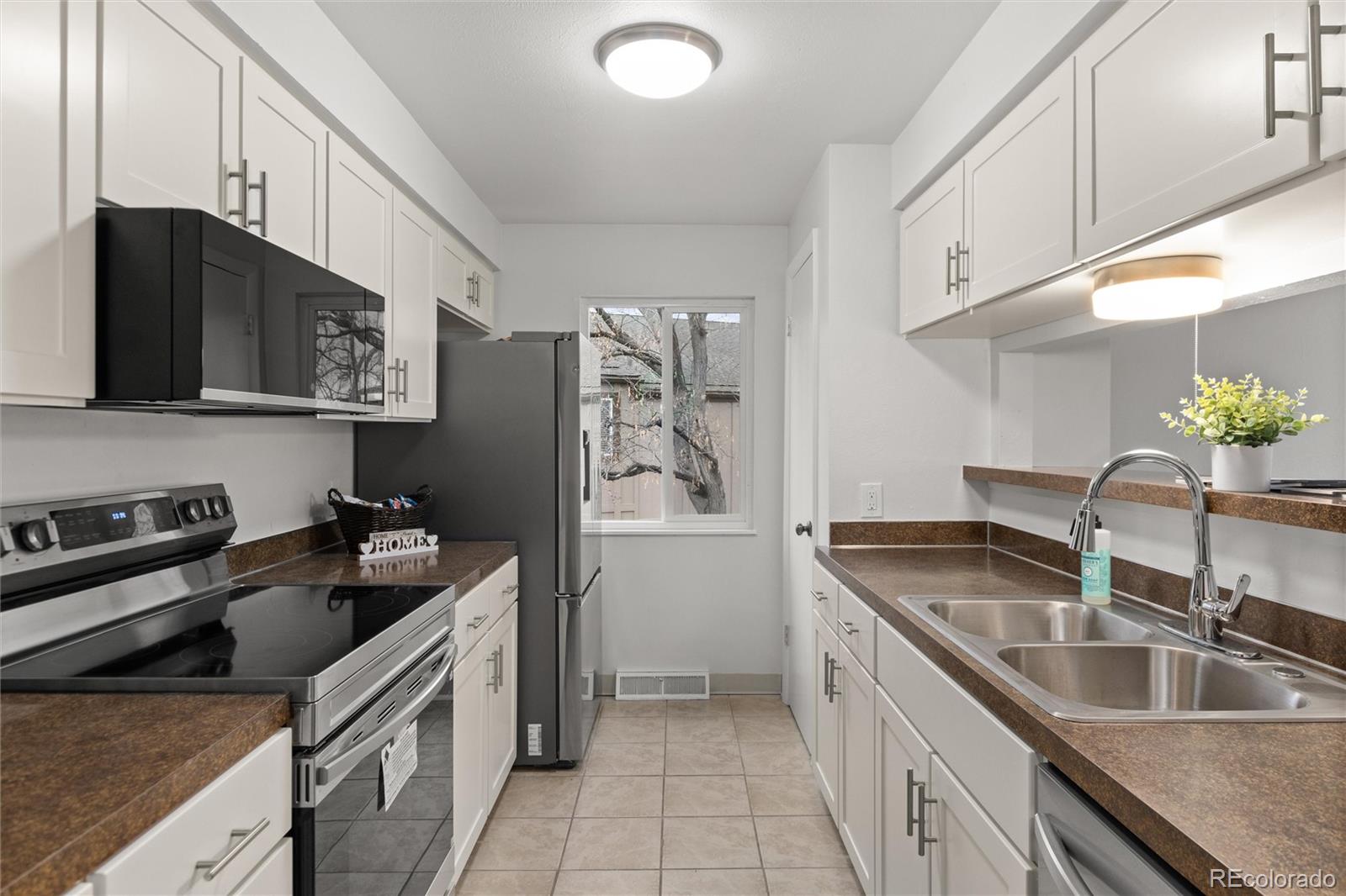 MLS Image #13 for 7700 w glasgow place 8c,littleton, Colorado