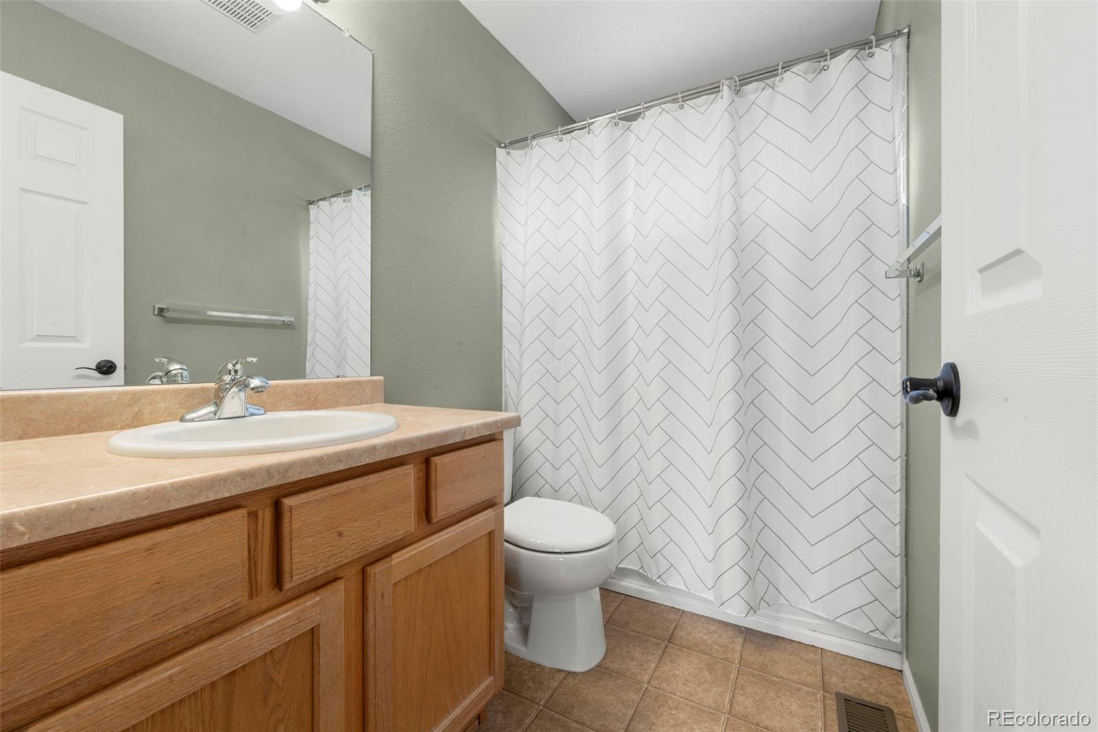 MLS Image #19 for 4761 s flat rock court,aurora, Colorado