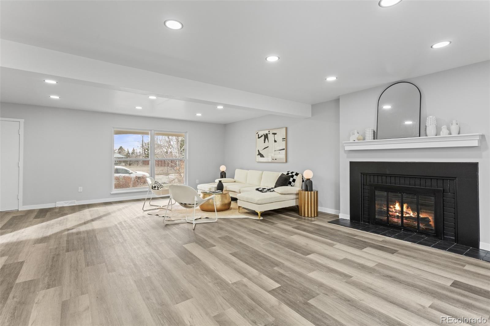 MLS Image #7 for 8145 w 22nd avenue,lakewood, Colorado