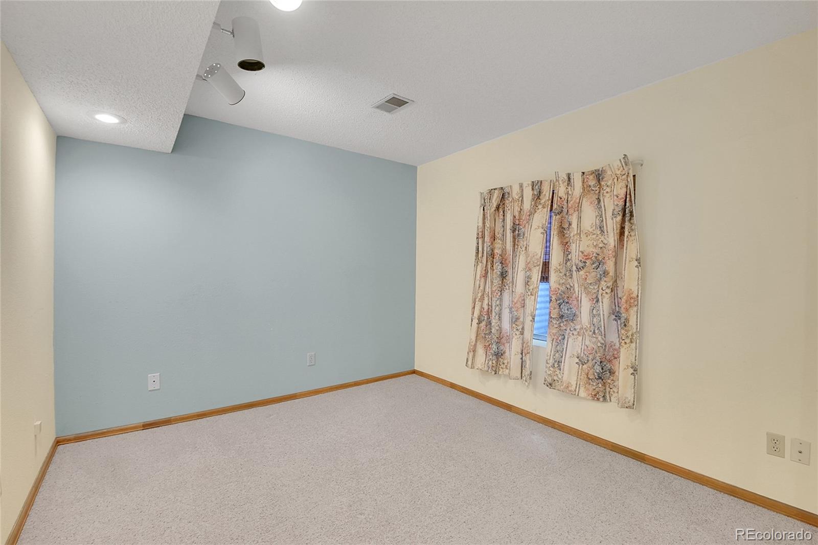 MLS Image #31 for 10475 w 82nd place,arvada, Colorado