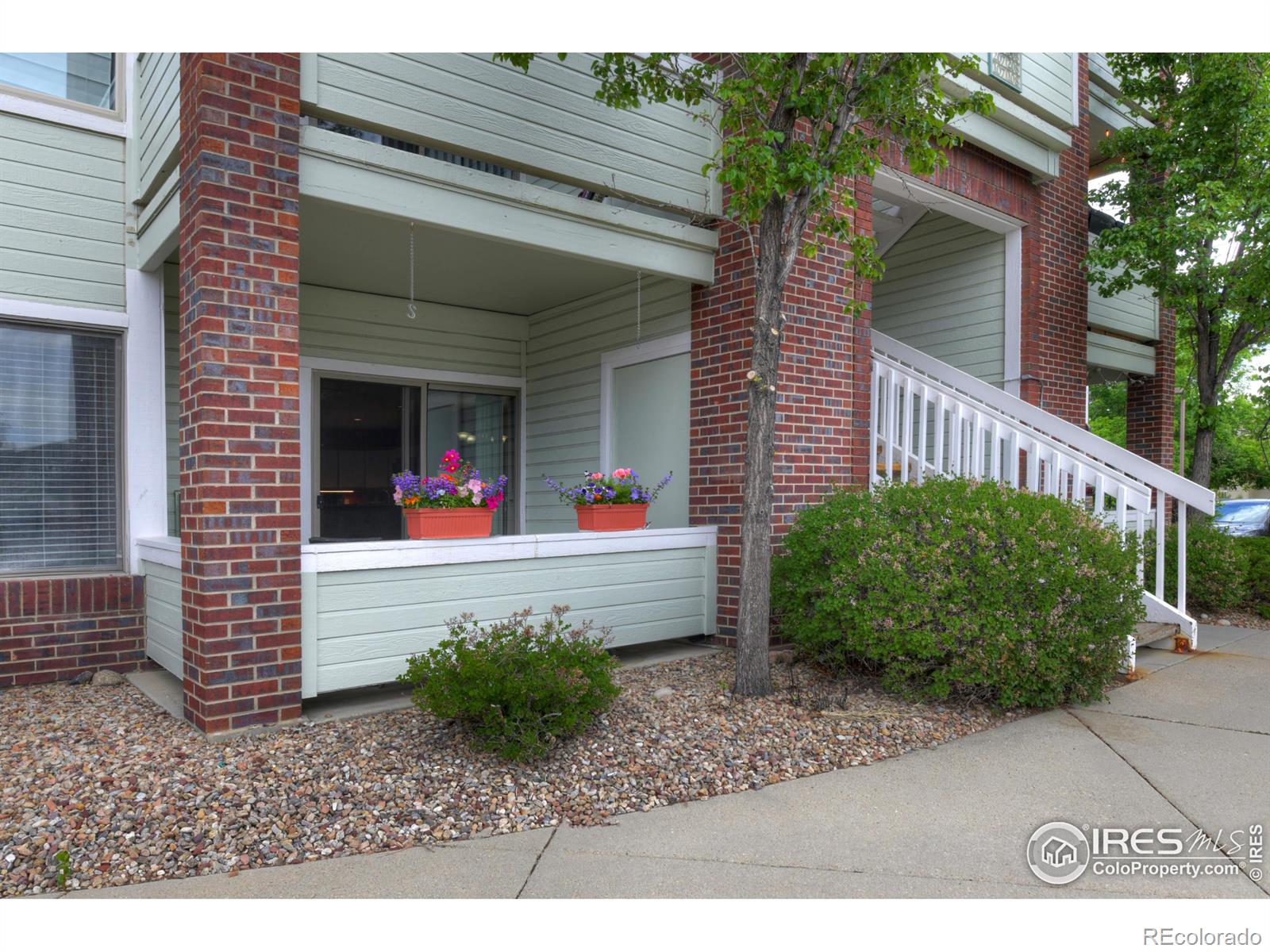 MLS Image #8 for 33 s boulder circle,boulder, Colorado