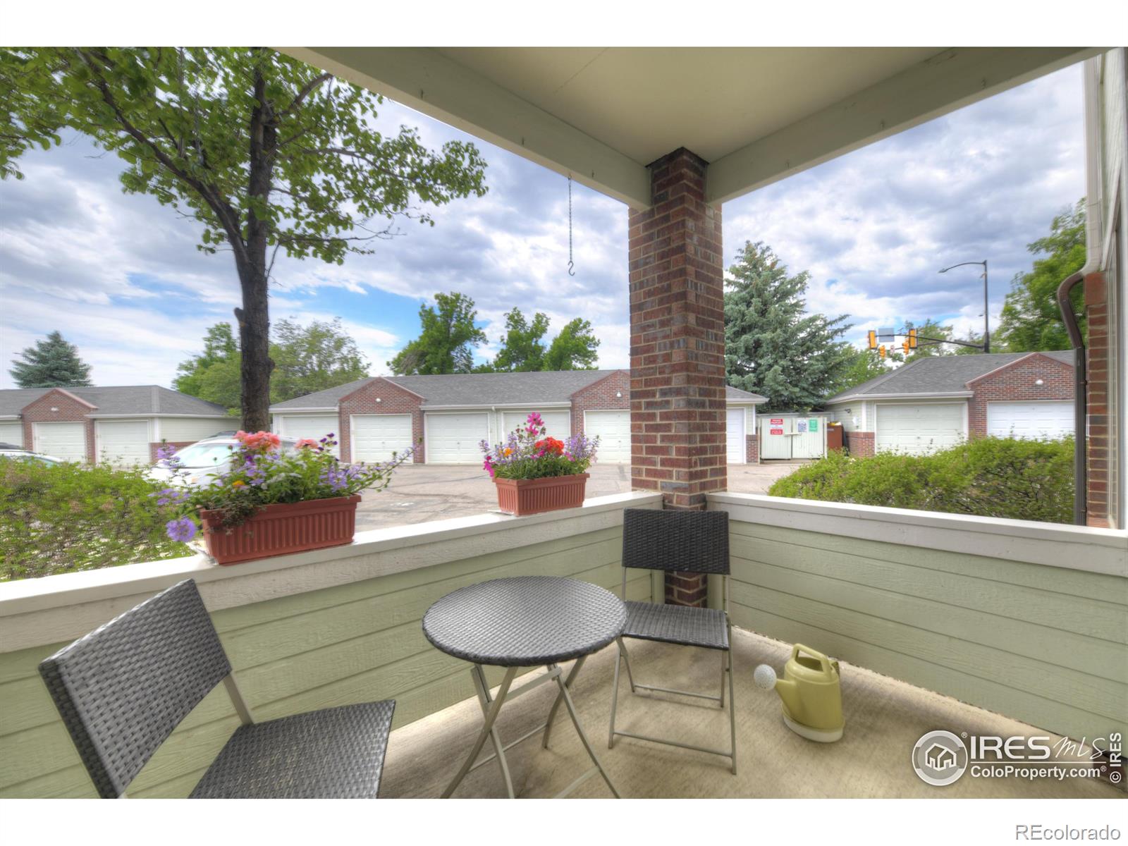 MLS Image #9 for 33 s boulder circle,boulder, Colorado